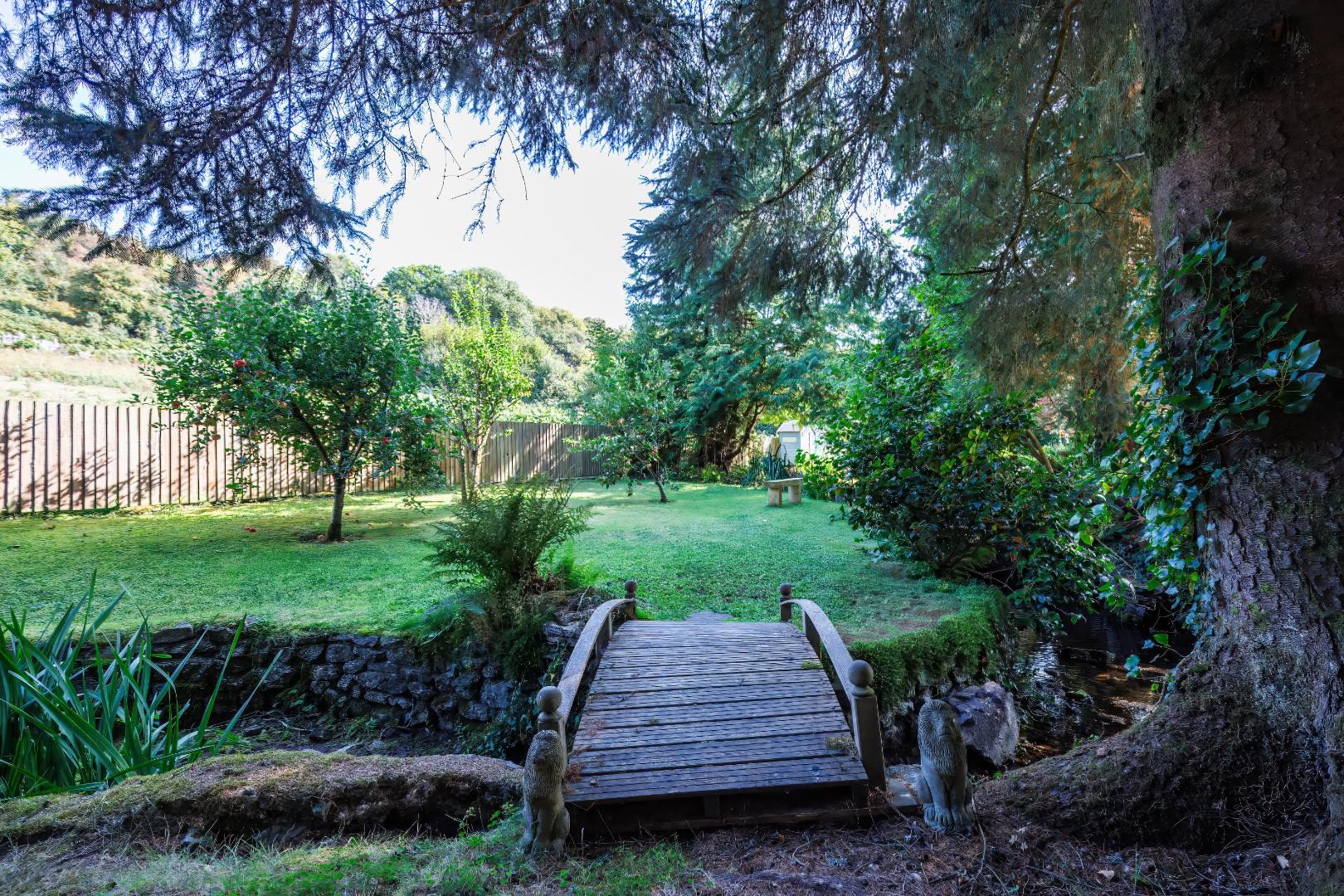 Llanquian Road, Aberthin, Cowbridge, CF71 7HE
